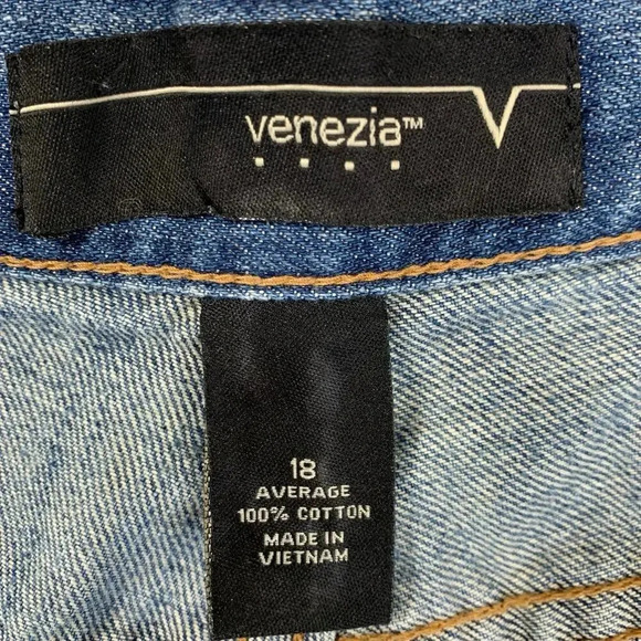 Venezia Denim Straight Leg High Waist Light Washed Mom Blue Jeans Plus Size 18 - Picture 15 of 15